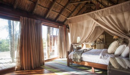 luxury-lodge-tanzania-saadani-river-lodge-21